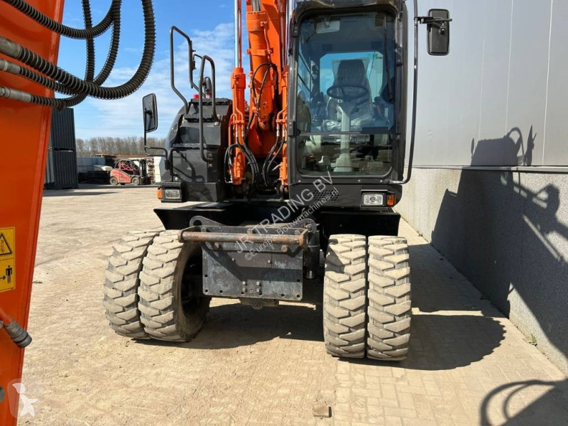 Escavatore Hitachi 140 W-5B