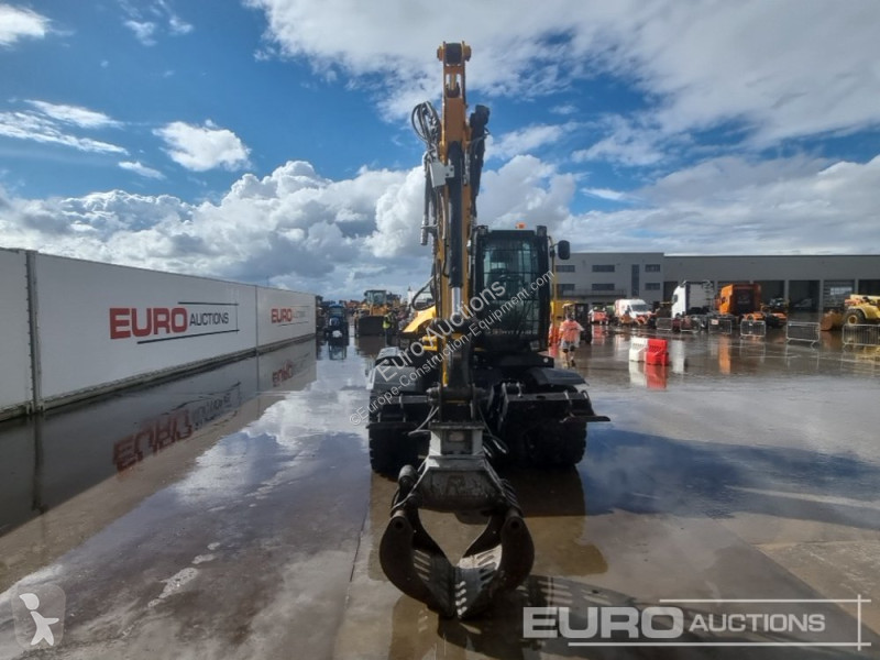 جرافة JCB HD110WT