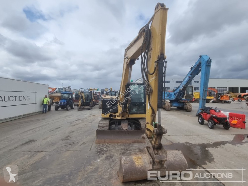 Escavatore Caterpillar R