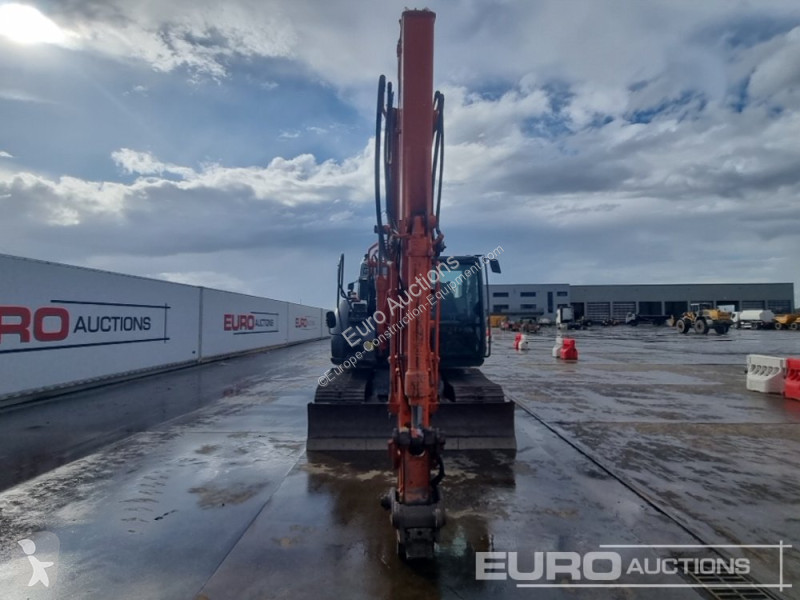 Escavatore Hitachi ZX135U5-3