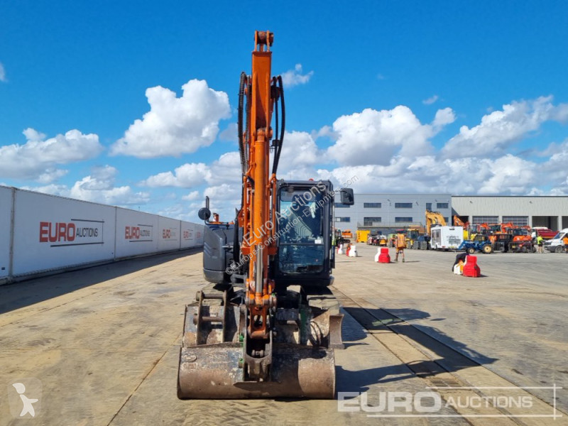 Escavatore Hitachi B-6