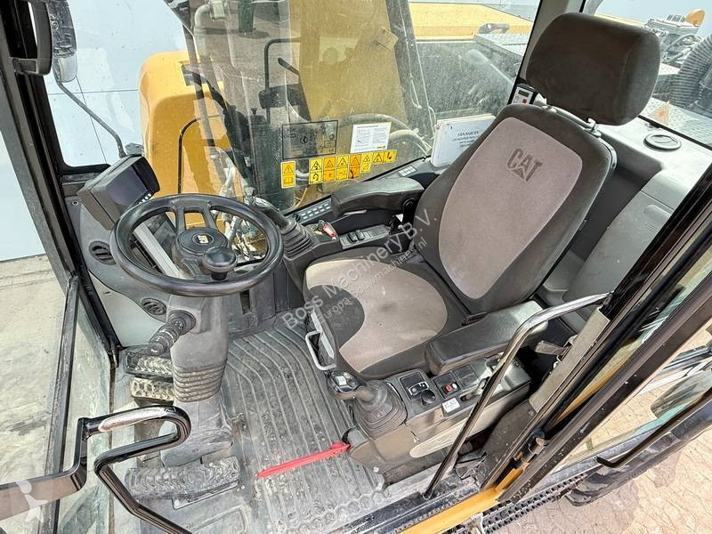 Excavator Caterpillar F