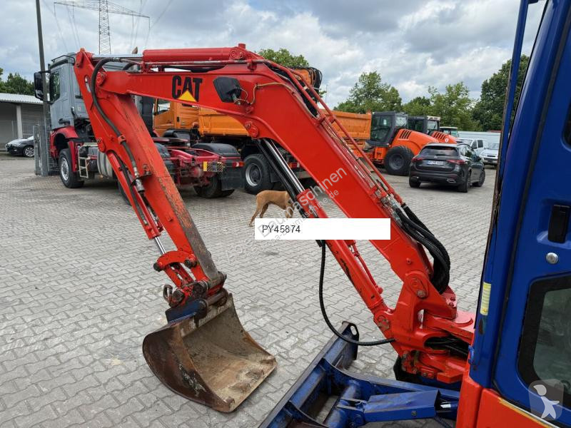 Excavadora Caterpillar 303C