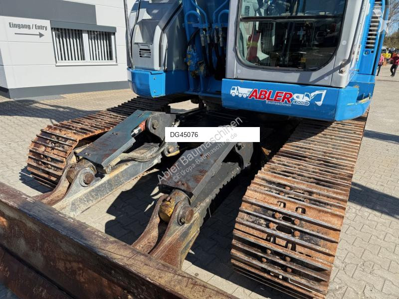 Excavator New Holland Kobelco E235 BSR-2...