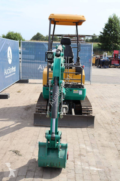 جرافة  CTX8020