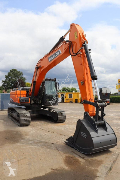 Graafmachine  DX225LC-7M
