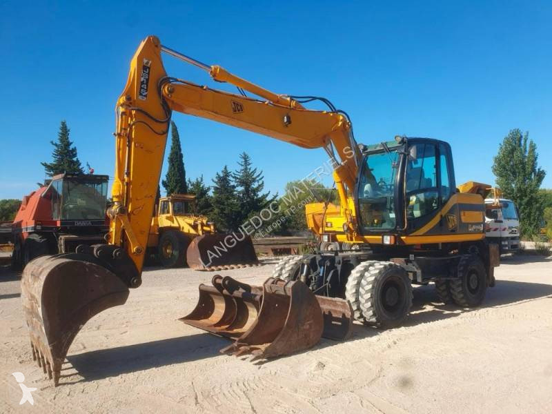 Excavator JCB