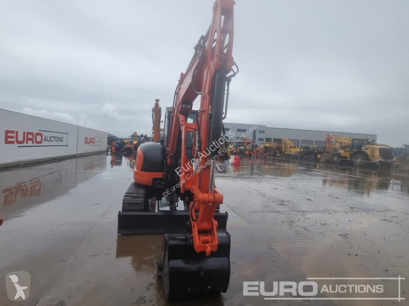 Lopatový nakládač Kubota KX163-5