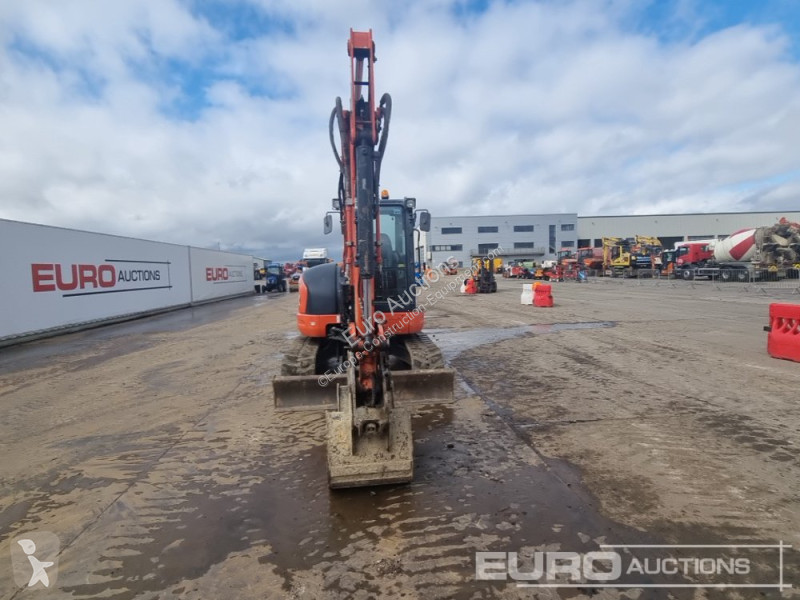 Lopatový nakládač Kubota U55-4
