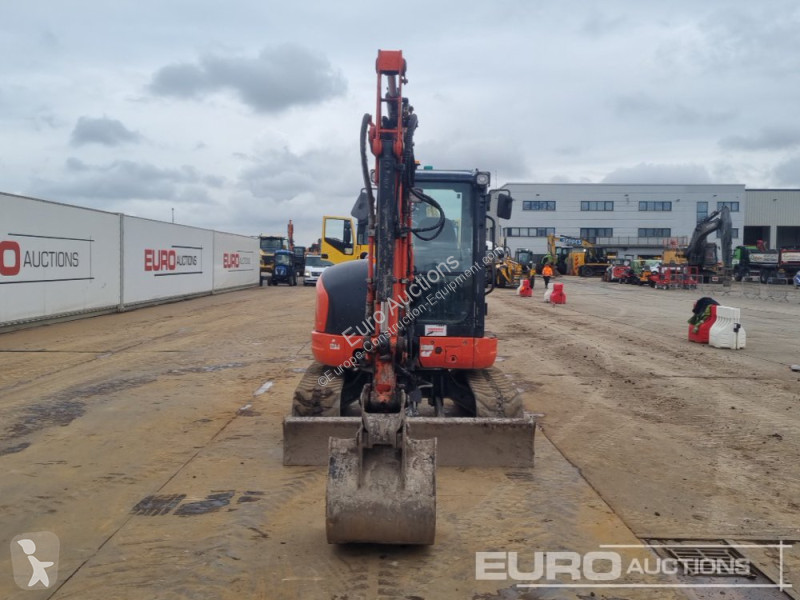 Lopatový nakládač Kubota U48-4