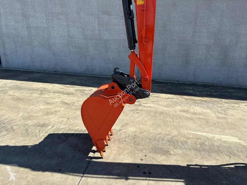 Skovel Kubota KX163-5
