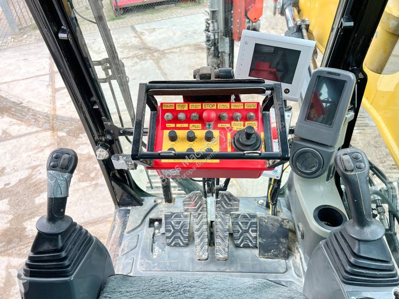Escavatore Caterpillar 329D + Wimmer Jura Luna...