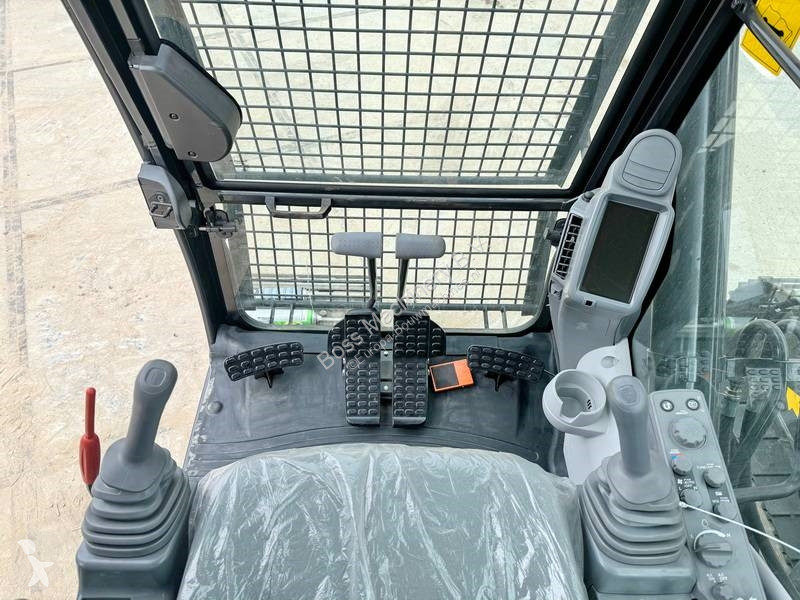 Rýpadlo Hitachi ZX220LC-5G / ISUZU ENGINE