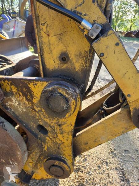 جرافة Caterpillar 2006