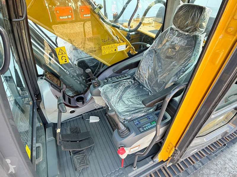 Skovl XCMG XE215i - New / Unused / 2026 Model