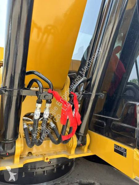 Rýpadlo Caterpillar 320GC