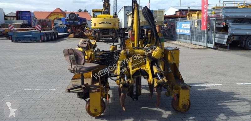 Rýpadlo  Podbijarka torowa | Track tamping machine