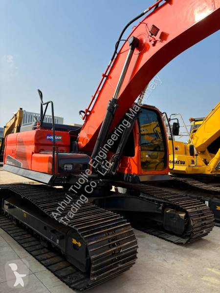 جرافة Doosan