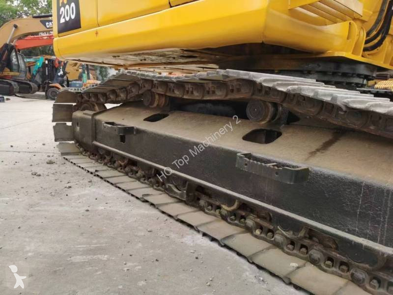 جرافة Komatsu Pelle sur chenilles occasion PC200-8