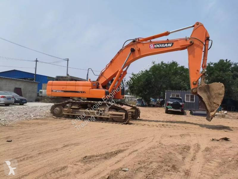 جرافة Doosan DX500LC