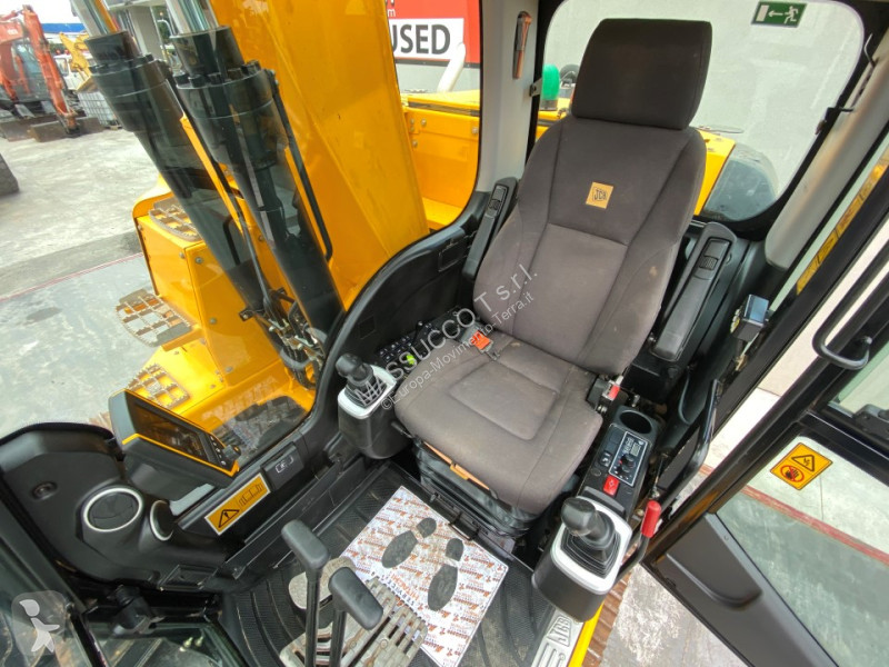 Rýpadlo JCB JZ141