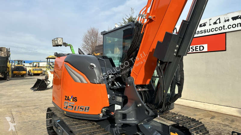 Escavatore Hitachi ZX95USB-7