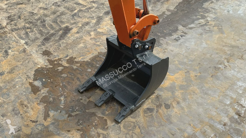 Rýpadlo Hitachi