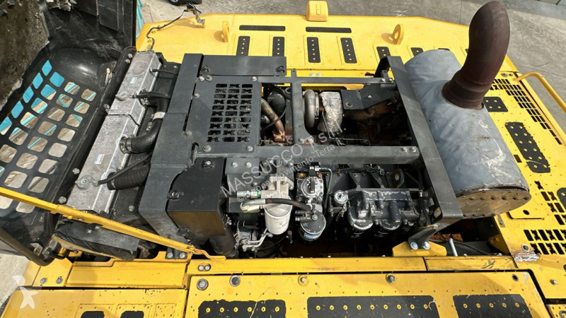 Rýpadlo Komatsu PC700 LC8E0