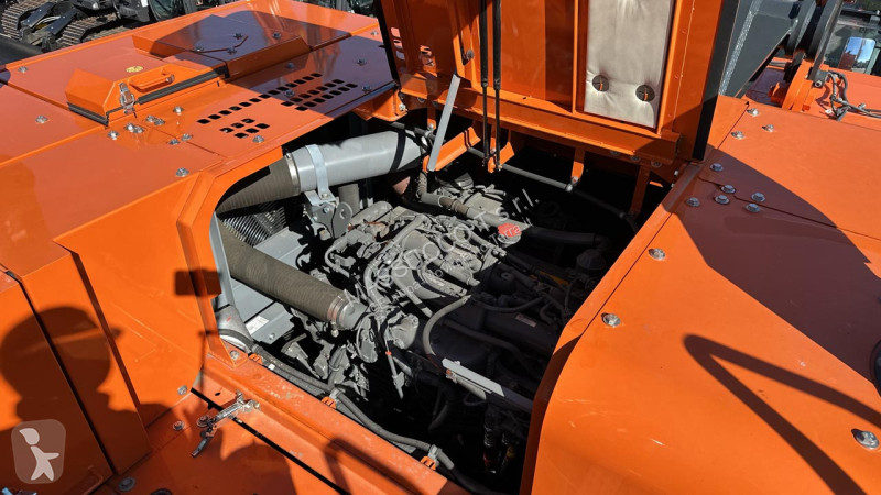 Rýpadlo Hitachi KMC750S-7