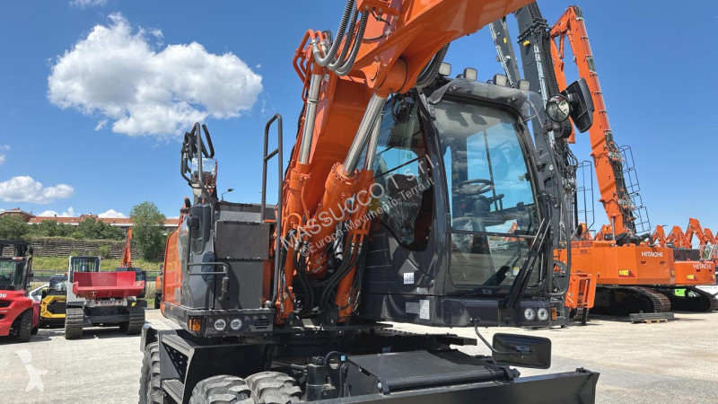 Rýpadlo Hitachi