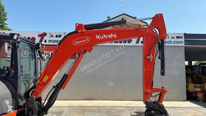 جرافة Kubota U48-4