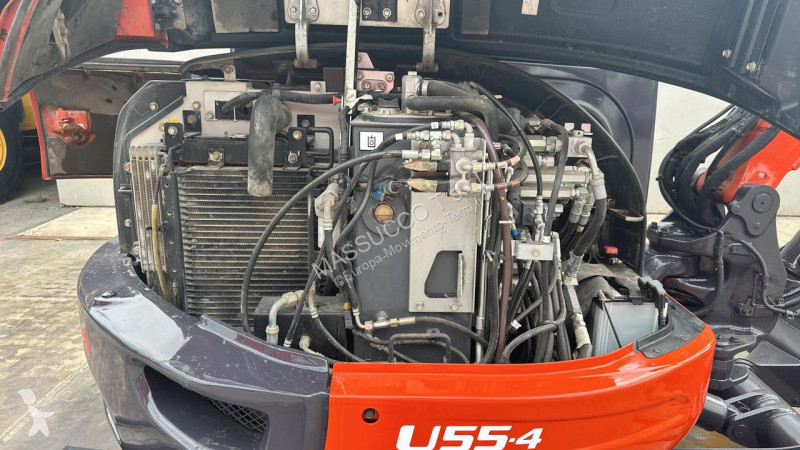 جرافة Kubota