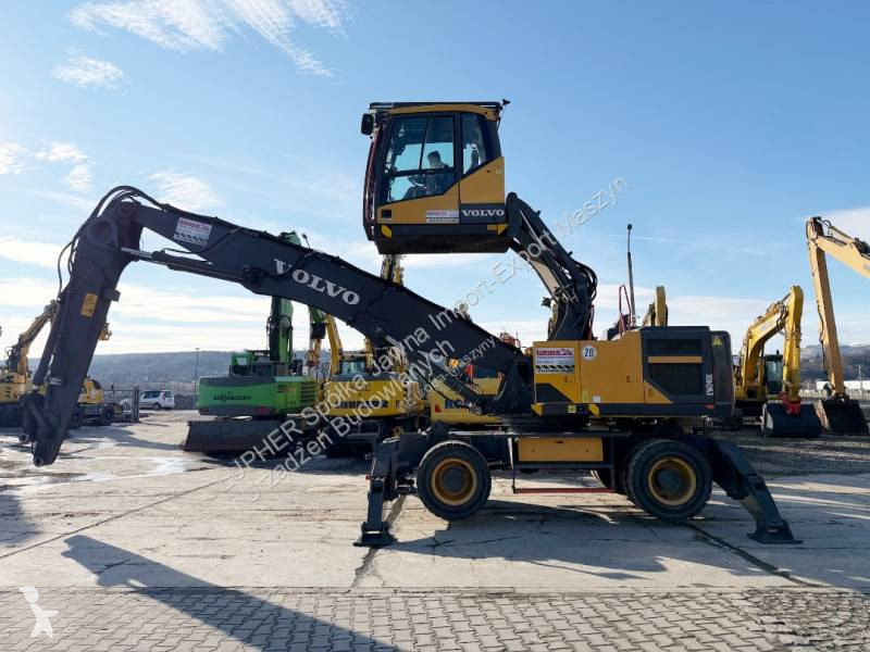Lopatový nakládač Volvo EW240EMH