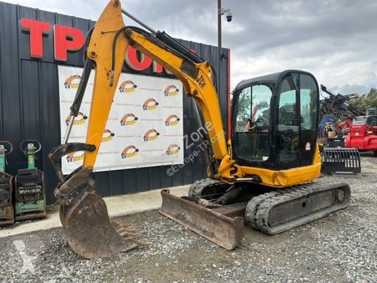Lopatový nakládač JCB à 18 500 € ht