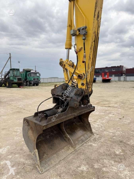 Rýpadlo Komatsu LC-8