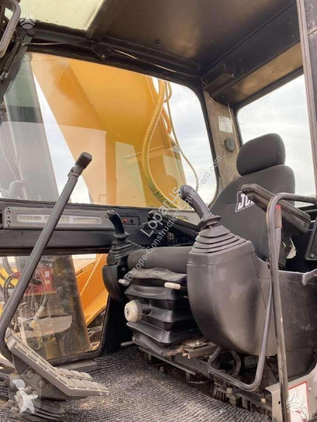 Rýpadlo JCB ISUZU MANUAL PUMP