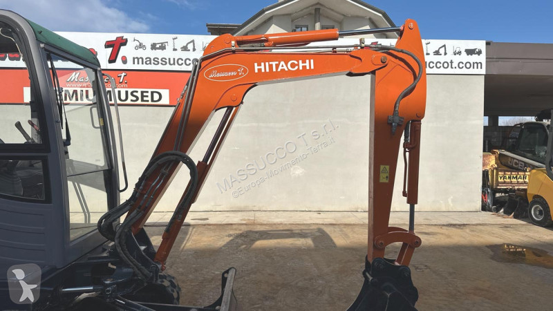 Rýpadlo Hitachi CLR
