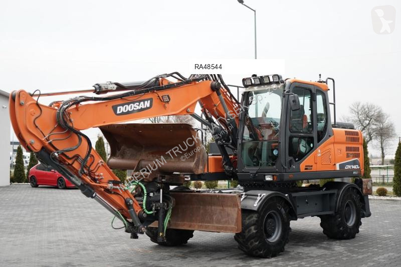Lopatový nakládač Doosan 140W / KOPARKA KOŁOWA...
