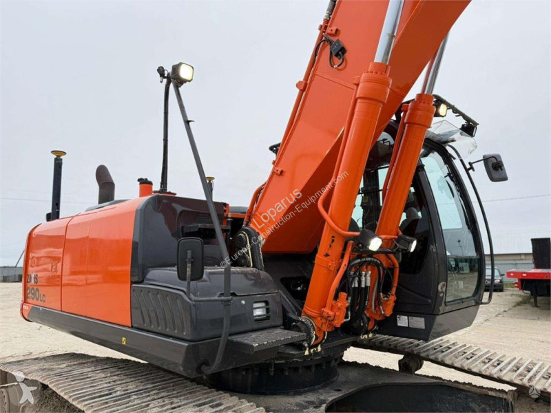 Skovl Hitachi LC-5B + LEICA 3D GPS