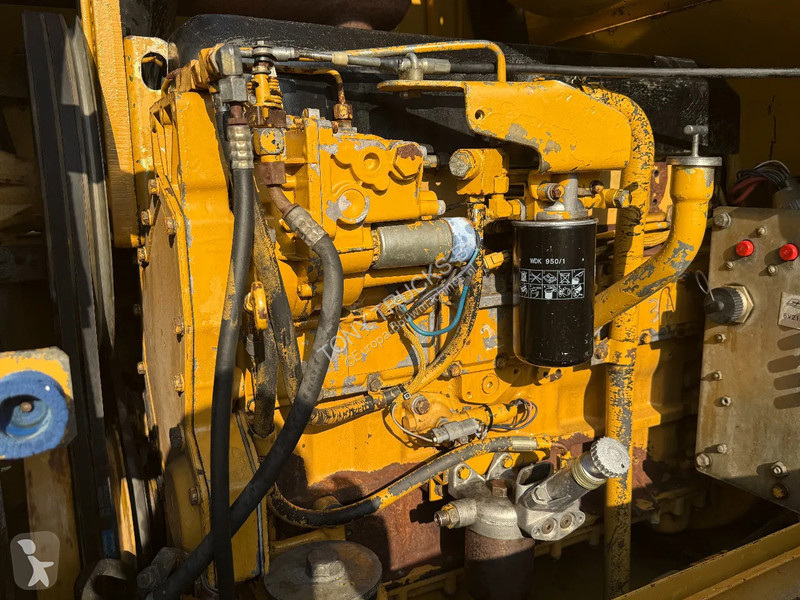جرافة Caterpillar 938F Wheelloader Full...