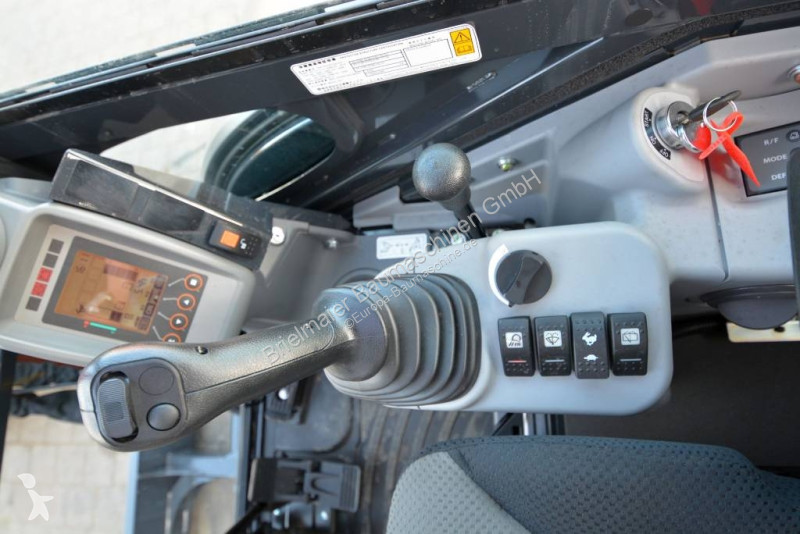Rýpadlo Hitachi ZX 33 U-6 MTC
