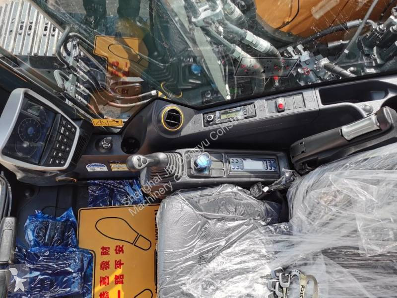 جرافة Hyundai HX130