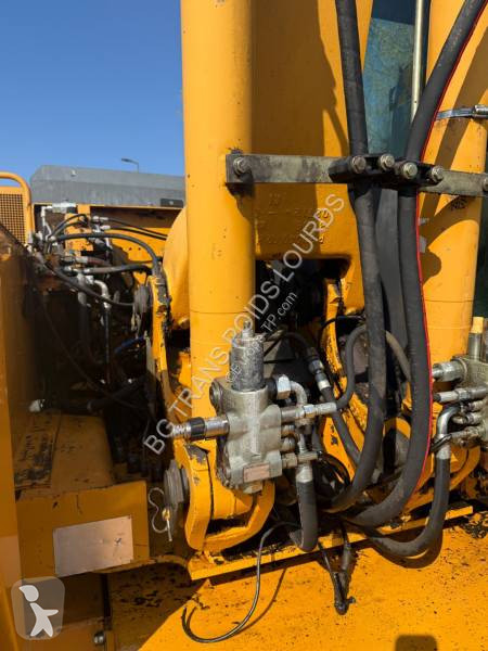 Skovl Case 588 Sur Pneus