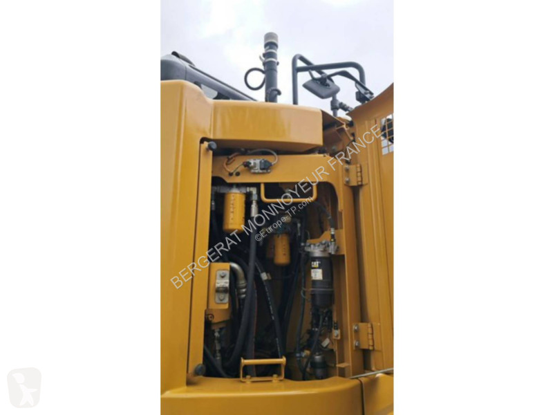 Graafmachine Caterpillar 325F CR