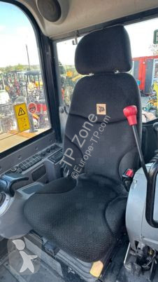 جرافة JCB 55z-1 powertilt à 25 900 € ht
