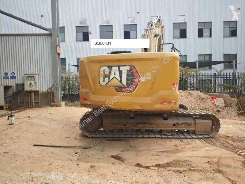 جرافة Caterpillar 320
