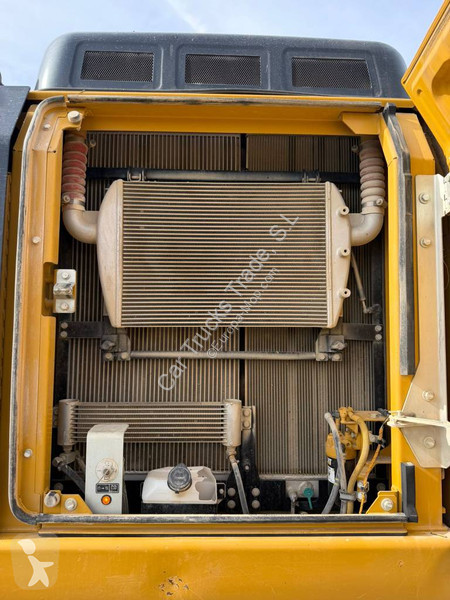 Escavatore Caterpillar