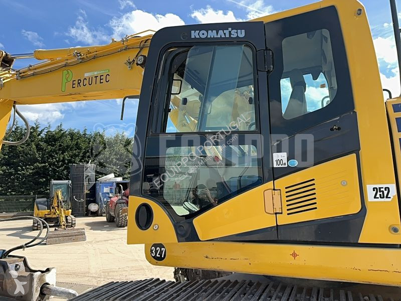 Rýpadlo Komatsu HB215LC-3