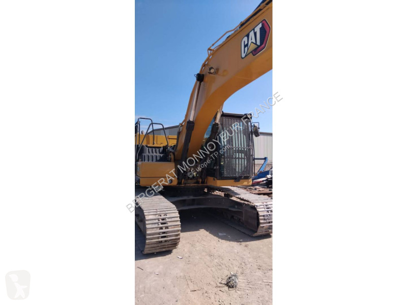 Rýpadlo Caterpillar 323-07