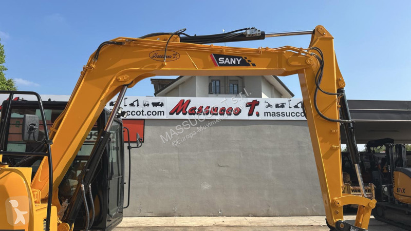 جرافة Sany